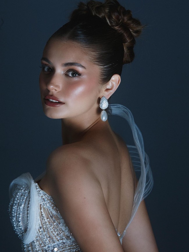 Selain untuk menunjukkan bakat, momen itu pun digunakannya untuk menginspirasi sesama agar menjadi diri sendiri. Merupakan pengalaman yang luar biasa untuk mendobrak batasan di siaran televisi, untuk menginspirasi, untuk jujur pada diri sendiri, dan untuk menunjukkan bahwa kita tidak perlu takut dengan prasangka orang lain, Foto: Instagram @ignacia.fdez