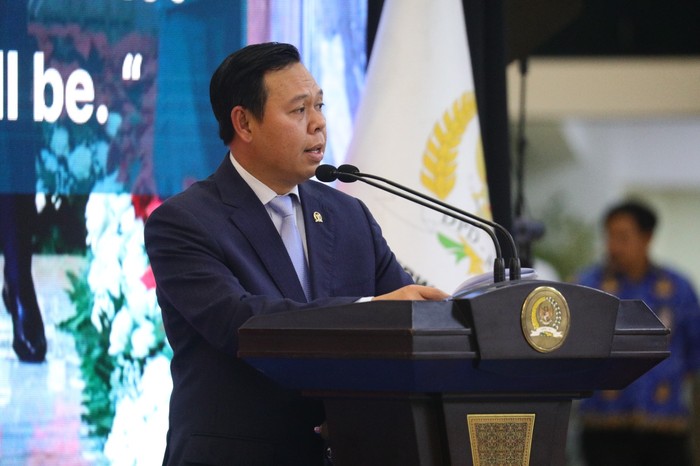 Ketua Dewan Perwakilan Daerah (DPD) RI Sultan Baktiar Najamudin menjadi salah satu pembicara Kunci di plenary Investment Forum pada perhelatan Conference of Parties (COP) ke-30 di Belem, Brazil.