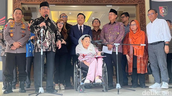 Komisi Percepatan Reformasi Polri menggelar audiensi bersama sejumlah tokoh yang tergabung dalam Gerakan Nurani Bangsa (Rumondang/detikcom)