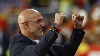 De La Fuente Tuding Barcelona Tidak Jujur soal Yamal