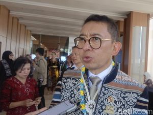 Menbud Bakal Perbaiki 70 Cagar Budaya yang Rusak Akibat Banjir di Sumatera