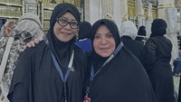 Mpok gak minta banyak job, panjang umur. Tapi, Mpok cuma minta ampuni dosa Hamba Ya Allah. Karena, saya tahu hidup Mpok sudah gak lama lagi, ungkapnya di studio Rumpi, Trans TV, Jakarta Selatan, hari ini. Foto: dok instagram Mpok Atiek