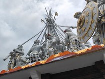 Heboh Dugaan Pemotongan Upah Pematung Monumen Mekotek di Badung