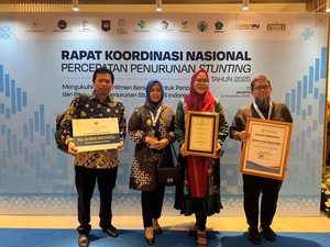Pemprov Sulsel Raih Penghargaan Terbaik Kedua Nasional Penurunan Stunting