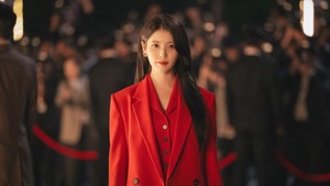 Di drama Korea MBS dan Disney+ Perfect Crown IU memerankan Seong Hee Ju. (Foto: dok. MBC)