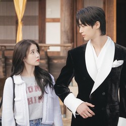 Drakor IU-Byeon Woo Seok Perfect Crown Tayang di Disney+ 2026