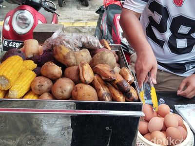 Potret Jajanan Si Paling Sehat yang Lagi Viral, Serba Rebusan-Kukusan