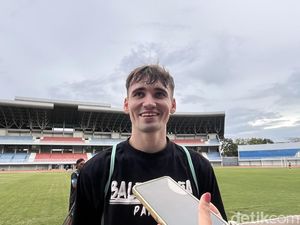 Profil Deri Corfe Striker Baru PSIS, Pernah Setim Bareng Phil Foden-Brahim Diaz