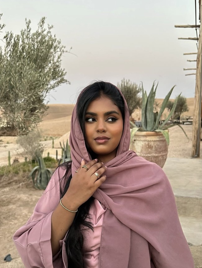 Sosok Roma Riaz, Miss Universe Pakistan yang Di-bully karena Warna Kulit