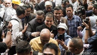 Roy Suryo cs Dicecar Ratusan Pertanyaan di Kasus Tuduhan Ijazah Palsu Jokowi