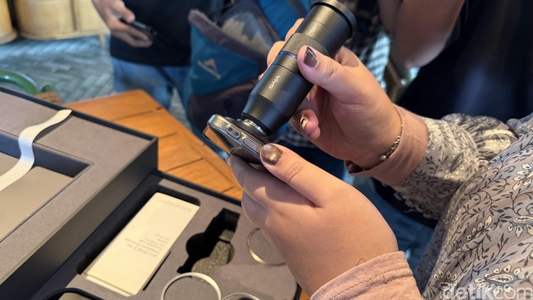 Unboxing Vivo X300 Pro Photography Kit