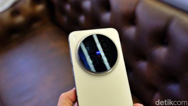 Vivo X300 Pro Vivo X300 Pro