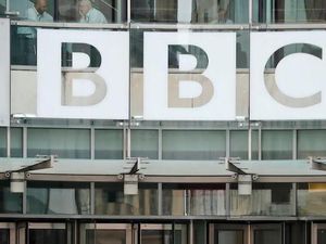 Dunia Hari Ini: BBC Minta Maaf ke Trump Terkait Episode Menyesatkan