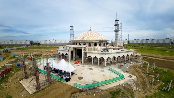Pembangunan Masjid Al Ikhlas PIK Masuk Tahap Akhir