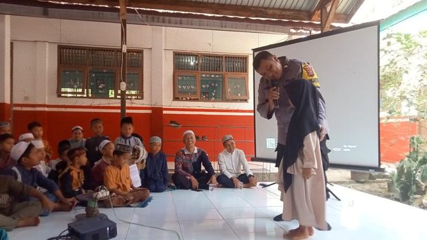 Bhabinkamtibmas Polsek Muara Uya, Aiptu Fery Hermawan.