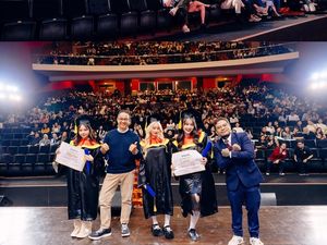 Begini Jadinya Bocah Bocah Kosong Wisuda, Jadi Momen Terakhir Tampil Bareng?