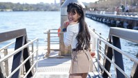 Cindy Gulla mengatakan lari maraton di New York dibantu sponsor. Kalau ke New York kan visanya sudah cukup mahal ya, tiket pesawat juga double digit puluhan juta, belum lagi hotel. Kalau bujet kurang lebih ratusan juta, kayak di atas Rp 100 juta. Iya ada sponsornya. Alhamdulillah ya, katanya. (Foto: dok Instagram cgulla)