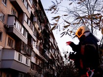 Rusia Terus Gempur Ibu Kota Ukraina, Warga Diingatkan Berlindung