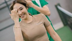 Gisel Jadi Cewek Bumi Tersporty di Lapangan Padel