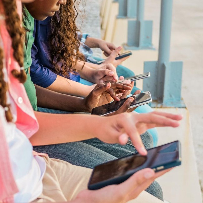 10 HP Android Terkencang Edisi November 2025, Ada Favoritmu?