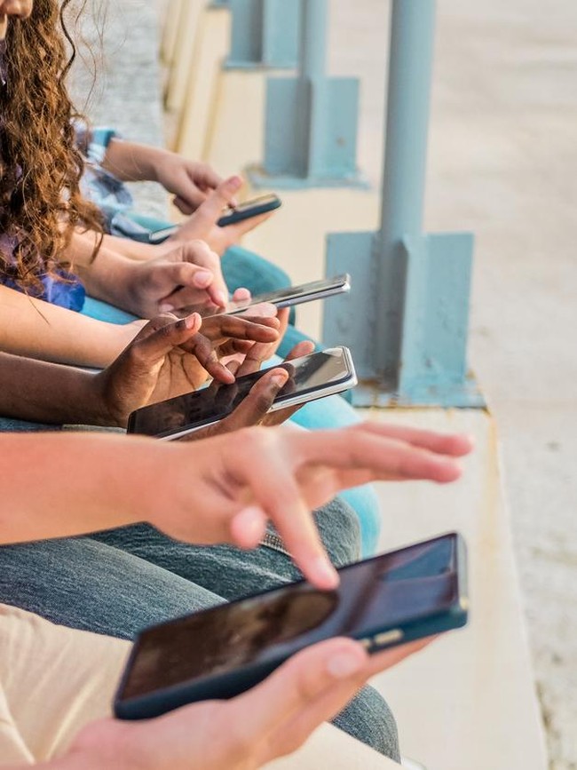 10 HP Android Terkencang Edisi November 2025, Ada Favoritmu?