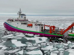 China Jadi yang Pertama Kunjungi Gunung Api di Dasar Samudra Arktik