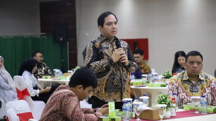 Kepala Kantor Imigrasi Kelas I Khusus Non TPI Jakarta Selatan, Bugie Kurniawan
