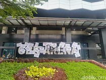 Ultras Garuda Demo PSSI Tuntut Erick Thohir Mundur