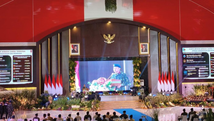 Komjen Ramdani Hidayat