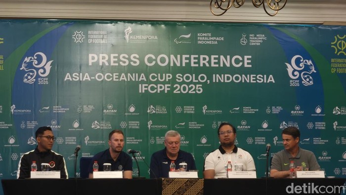 Konferensi pers IFCPF Asia-Oceania Cup 2025 di Hotel Sunan, Kota Solo, Jumat (14/11/2025)