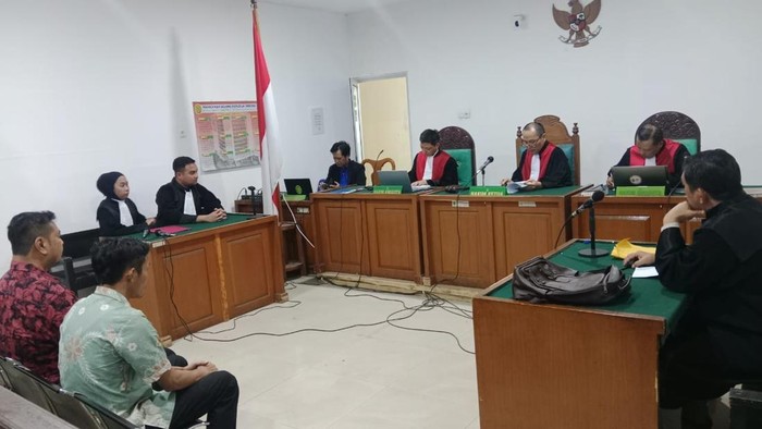 Dua eks pejabat panwaslu OKI jalani sidang vonis di Pengadilan Tipikor PN Palembang