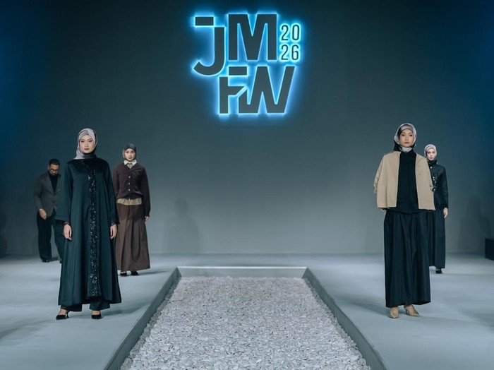 Brand modest fashion Kudung resmi meluncurkan koleksi terbarunya bertajuk Noir, pada perhelatan Jakarta Muslim Fashion Week (JMFW) 2026.