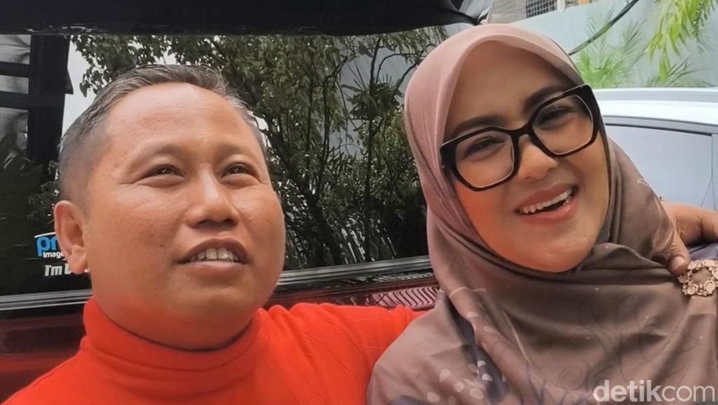 Narji Makin Sayang dengan Anak Usai Pulang Umrah