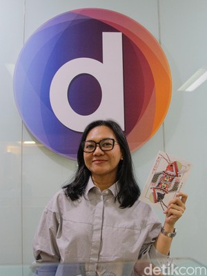 Ratih Kumala Ngobrol Bareng Anak Detik