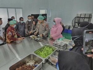 Dukung Program Makan Bergizi Gratis, Polres Blitar Launching SPPG