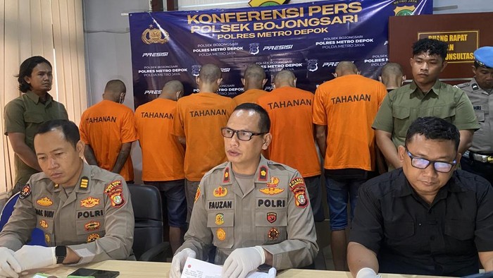 Polisi menangkapp 7 pelaku sindikat curanmor di Depok.