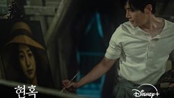 Potret Suzy Jadi Perempuan Legendaris Gyeongseong