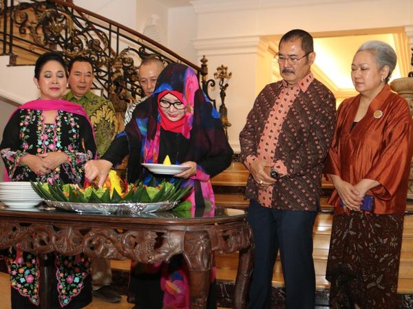 Potret Keluarga Cendana Syukuran Gelar Pahlawan Nasional, Dihadiri Menag