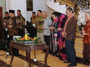 Video: Keluarga Cendana Syukuran Gelar Pahlawan Nasional Soeharto, Menag Hadir