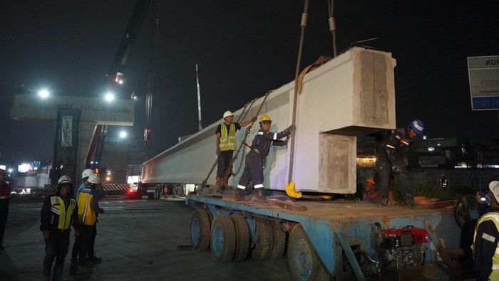 Progres fisik proyek flyover Nurtanio telah mencapai 65%