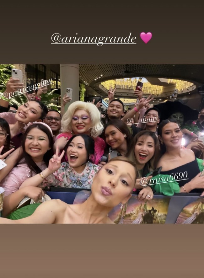 “Guys anakku suka banget sama kalian. Kita sering banget nonton Wicked. Thank you Ari and Cynthia,” cerita Raisa dalam unggahannya. Ia terlihat bahagia di tengah proses perceraiannya dari Hamish Daud yang menyita perhatian publik baru-baru ini. (Foto: Instagram/@raisa6690)