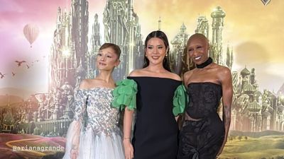 Tegang! Momen Raisa Bertemu Ariana Grande di Premier Film Wicked: For Good