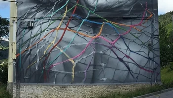 Tribute to the Women of Ondarroa oleh Muraleslian di Ondarroa, Spanyol. Foto: via StreetArtUtopia