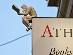 Ruang Sehari-hari Jadi Nyeni karena Karya Seniman Ini