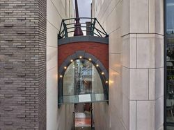 Ruang Sehari-hari Jadi Nyeni karena Karya Seniman Ini