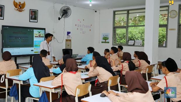 Suasan sekolah Rakyat di Kabupaten Bandung Barat, Jawa Barat. (CNBC Indonesia/Chandra Dwi Pranata)