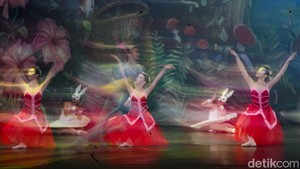 Bekerja sama dengan Ballet Manila, salah satu ballet company temama di Asia, dongeng klasik Cinderella akan tampil spektakuler di Ciputra Artpreneur, Jakarta, pada 15-16 November 2025. 