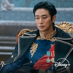 Ju Ji Hoon-Shin Min Ah Stunning di Foto Drakor The Remarried Empress