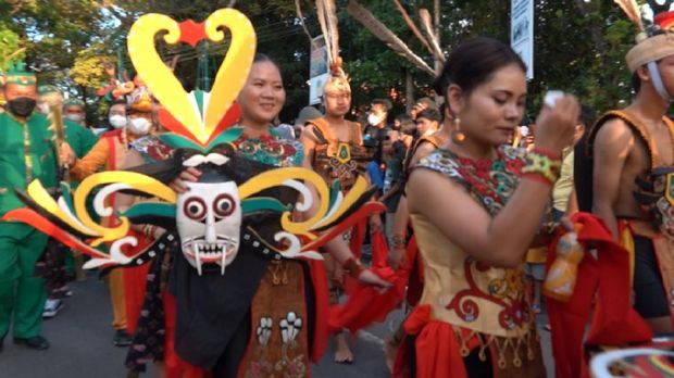 Tradisi Babukung dari Kalimantan Tengah. Foto: laman Kementerian Pariwisata/MMC Kalimantan Tengah Tradisi Babukung dari Kalimantan Tengah. Foto: laman Kementerian Pariwisata/MMC Kalimantan Tengah