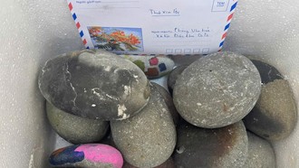 Usai Viral, Turis Kembalikan Batu yang Dicuri dari Pantai